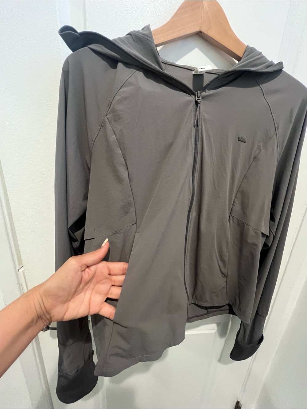 Beneunder Jacket Medium - Picture 3 of 8